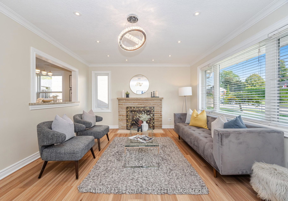 600-ridgeway-avenue-oshawa-ontario-e12442626
