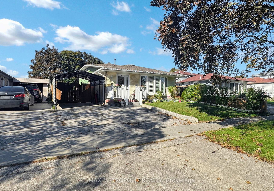 18-hutcherson-square-scarborough-ontario-e12442740