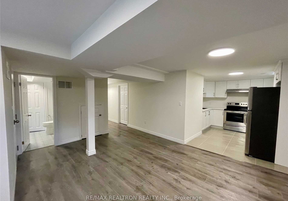 31-keeble-crescent-ajax-ontario-e12443149