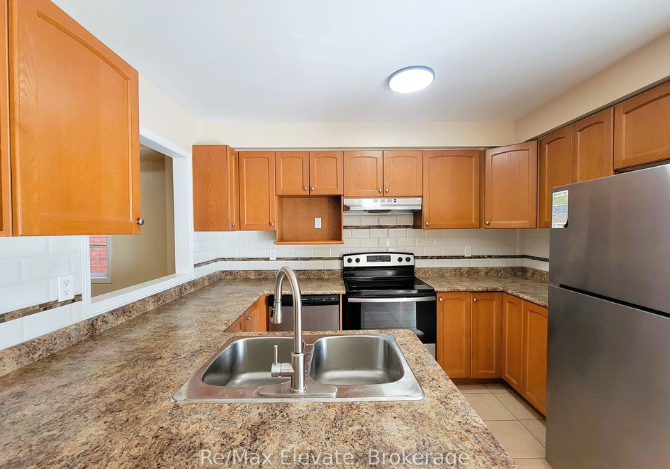 116-oceanpearl-crescent-whitby-ontario-e12443291