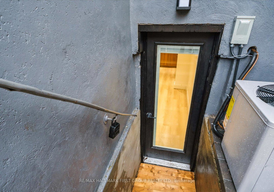 285-rhodes-avenue-toronto-ontario-e12443310