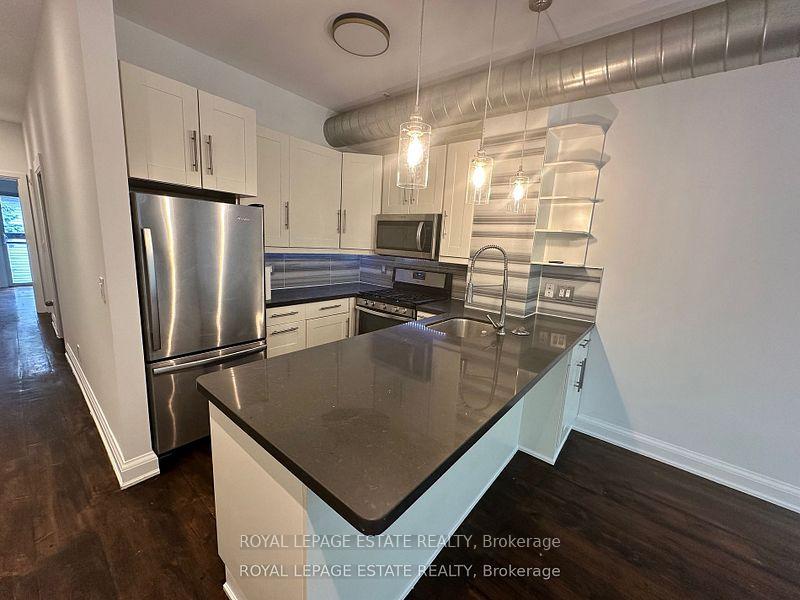 2248-queen-street-e-toronto-ontario-e12444894