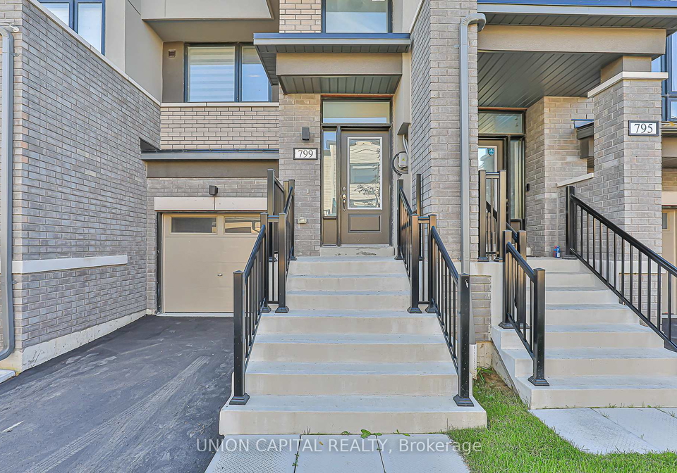 799-stanstead-path-oshawa-ontario-e12444942