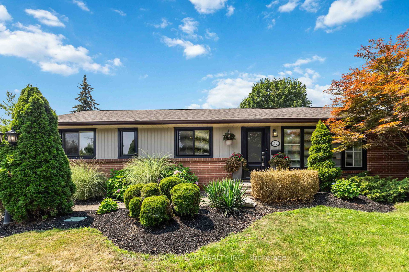 54-montgomery-avenue-whitby-ontario-e12445273