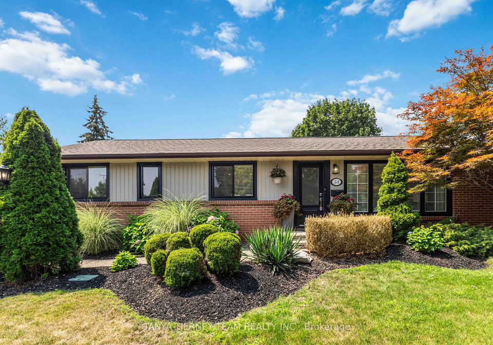 54-montgomery-avenue-whitby-ontario-e12445273