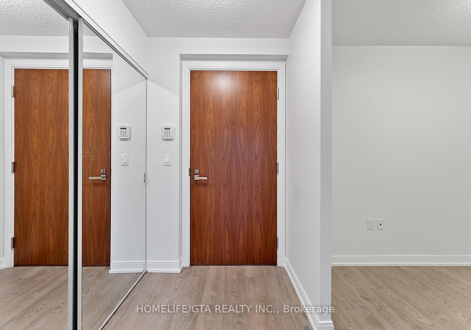 275-village-green-square-scarborough-ontario-e12445659