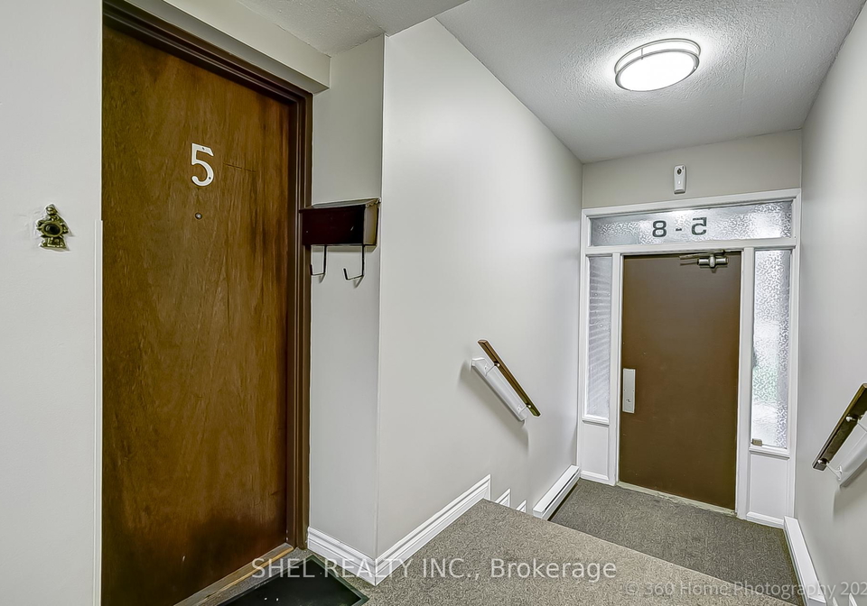 2-white-abbey-park-scarborough-ontario-e12446397