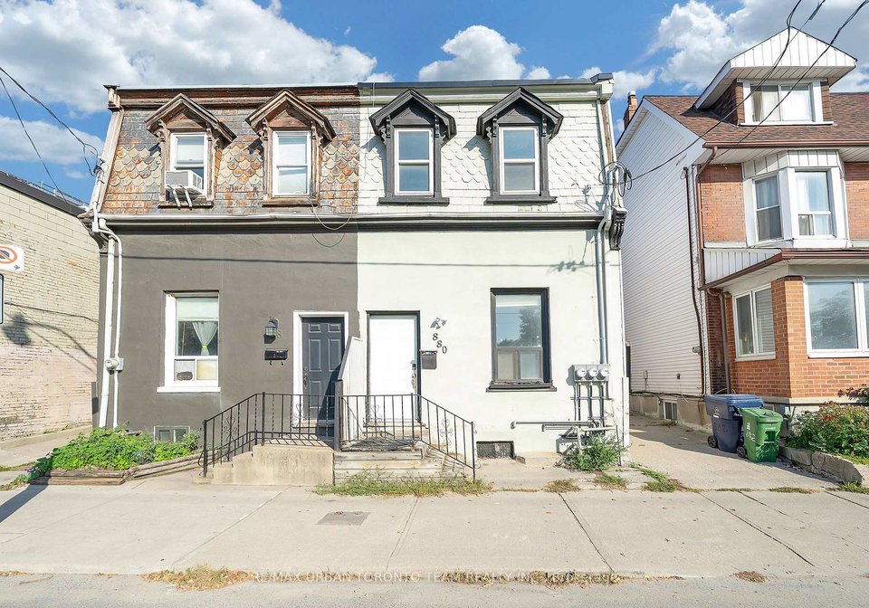 880-dundas-street-e-toronto-ontario-e12446794