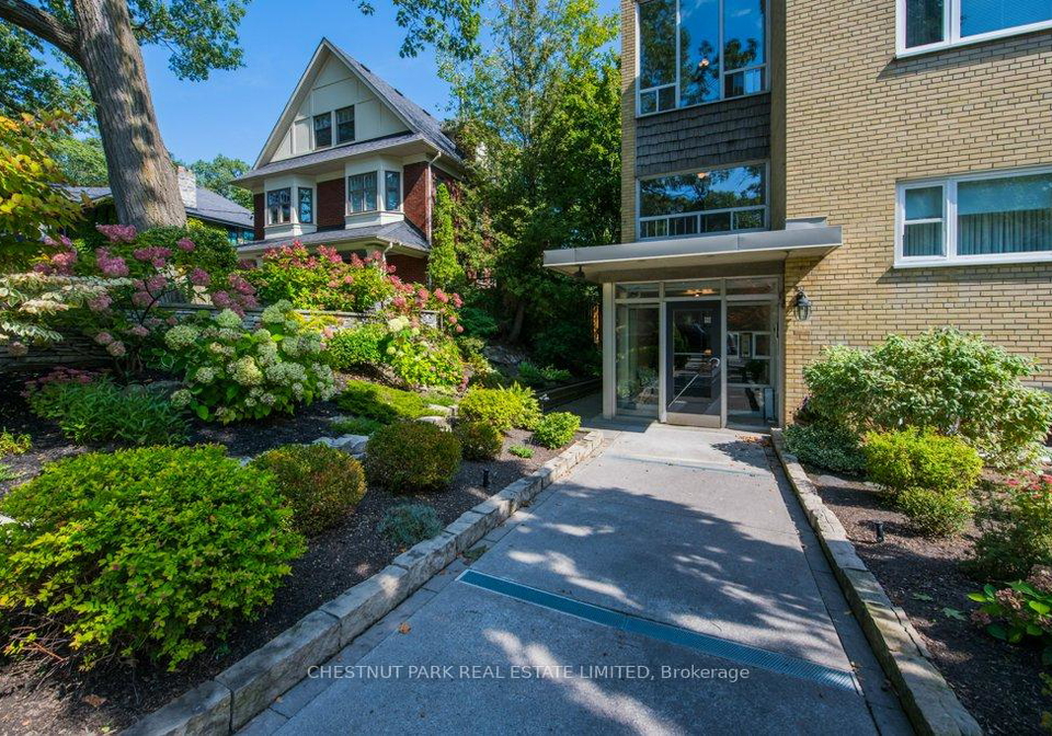75-scarborough-road-toronto-ontario-e12446804