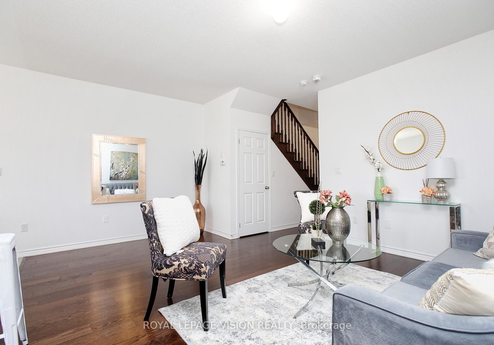 24-prospect-way-whitby-ontario-e12447066