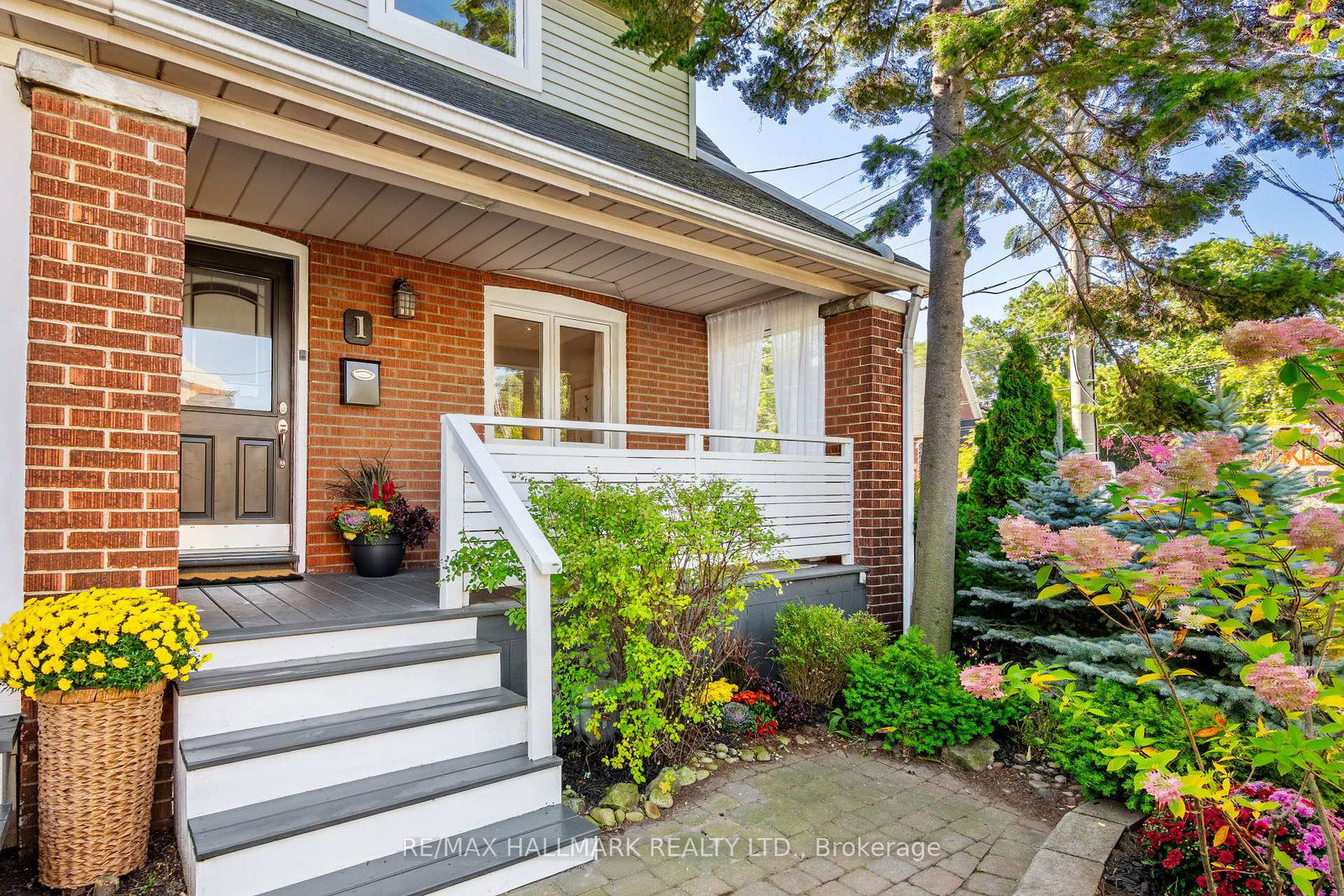 1-heyworth-crescent-toronto-ontario-e12447187