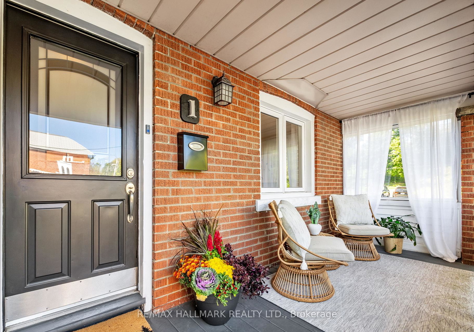 1-heyworth-crescent-toronto-ontario-e12447187
