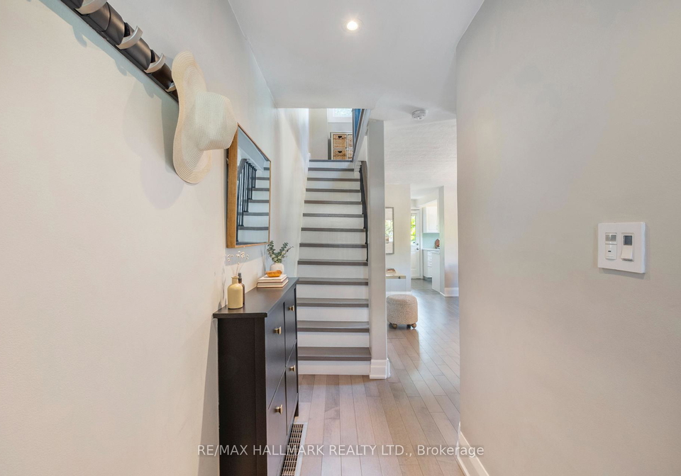 1-heyworth-crescent-toronto-ontario-e12447187