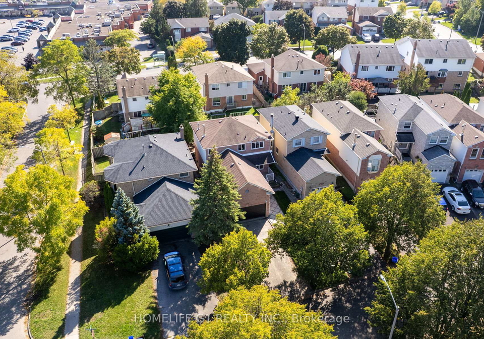 1665-tawnberry-street-pickering-ontario-e12447228