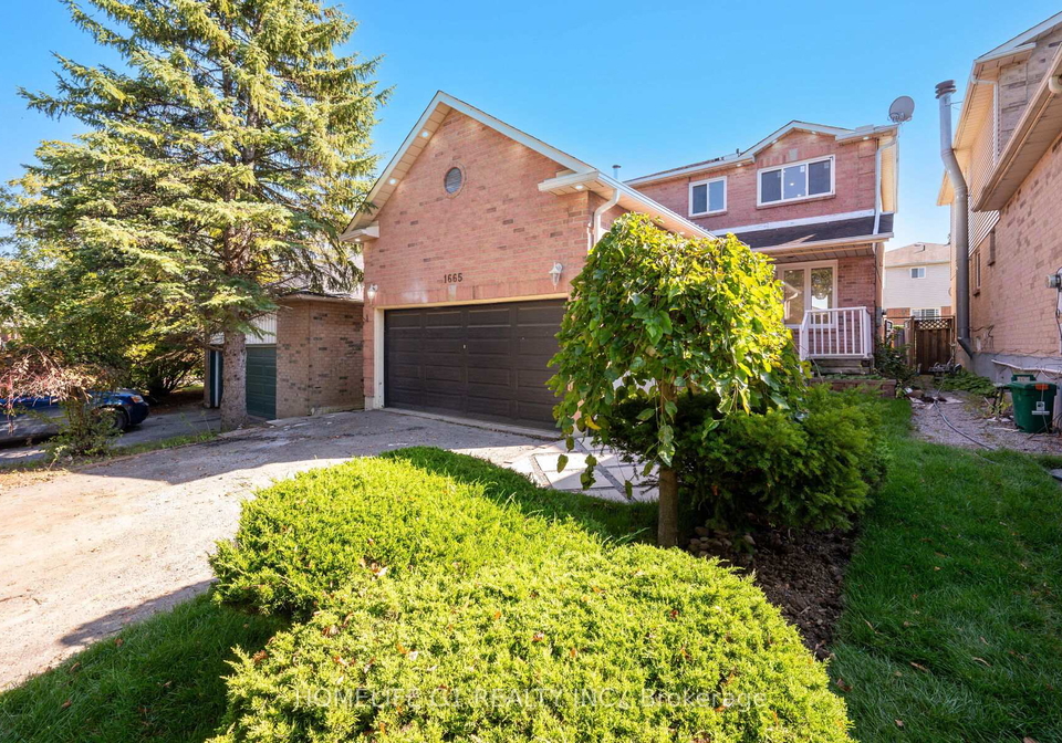 1665-tawnberry-street-pickering-ontario-e12447228