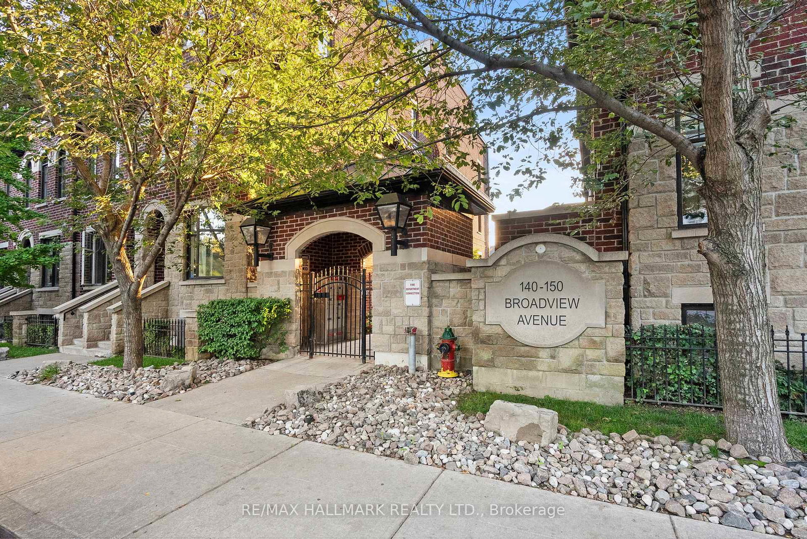 140-broadview-avenue-toronto-ontario-e12447344
