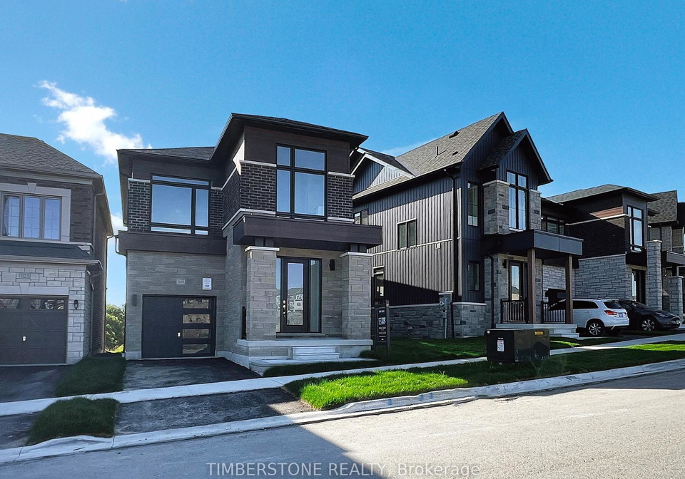 1119-zircon-manor-pickering-ontario-e12447354