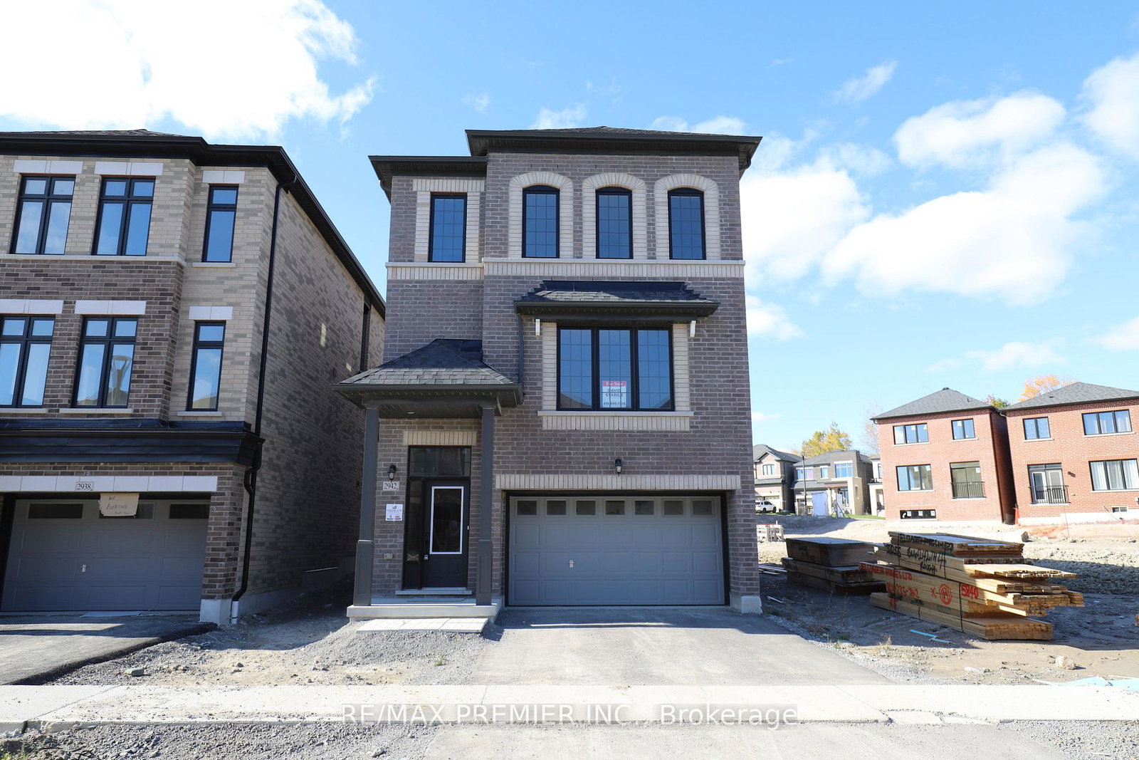 2942-starlight-drive-pickering-ontario-e12447399