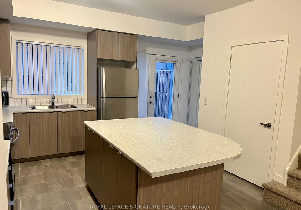 1525-kingston-road-pickering-ontario-e12447491