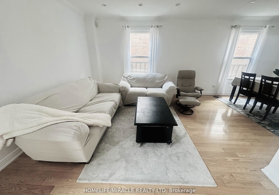 9-maresfield-drive-n-scarborough-ontario-e12447800