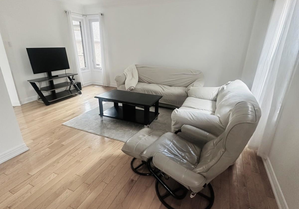 9-maresfield-drive-n-scarborough-ontario-e12447800