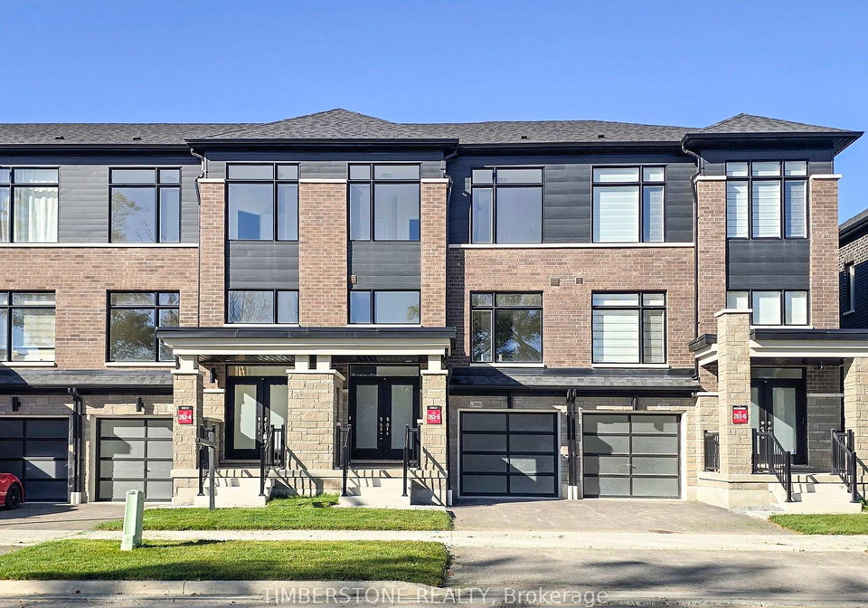 3008-sideline-16-pickering-ontario-e12448290