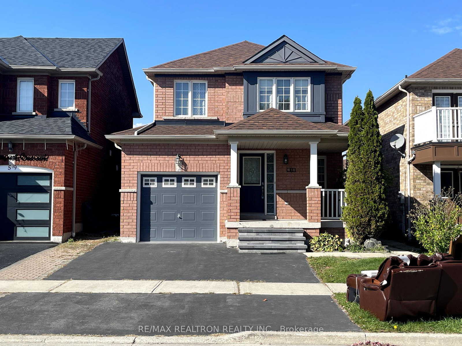 61-rampart-crescent-s-whitby-ontario-e12448295