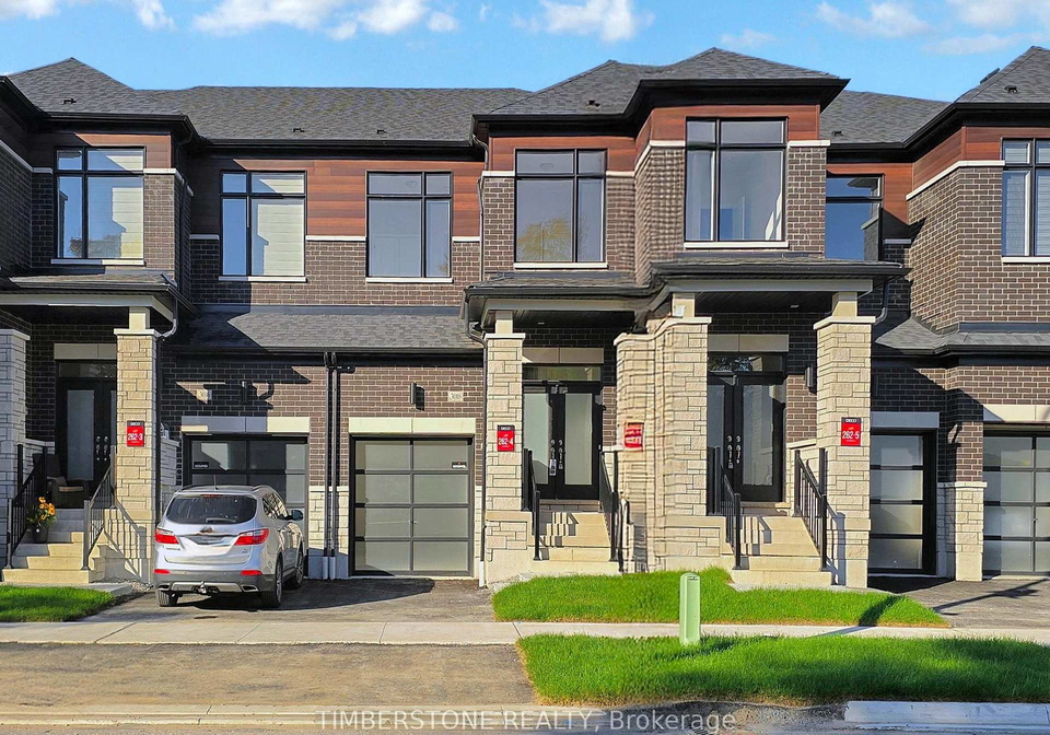 3018-sideline-16-pickering-ontario-e12448299