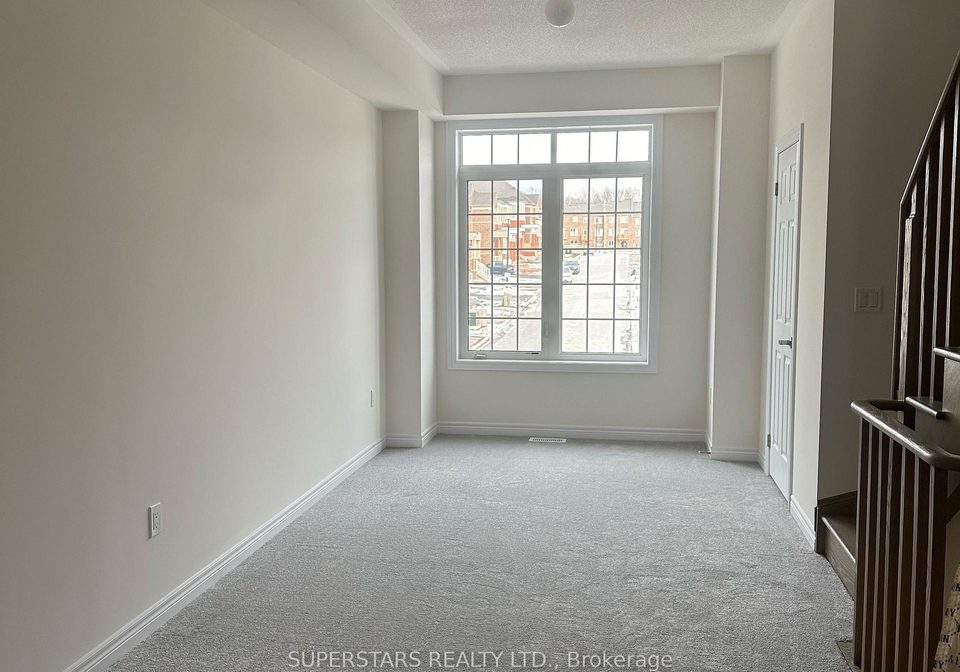 929-crowsnest-hollow-pickering-ontario-e12448506