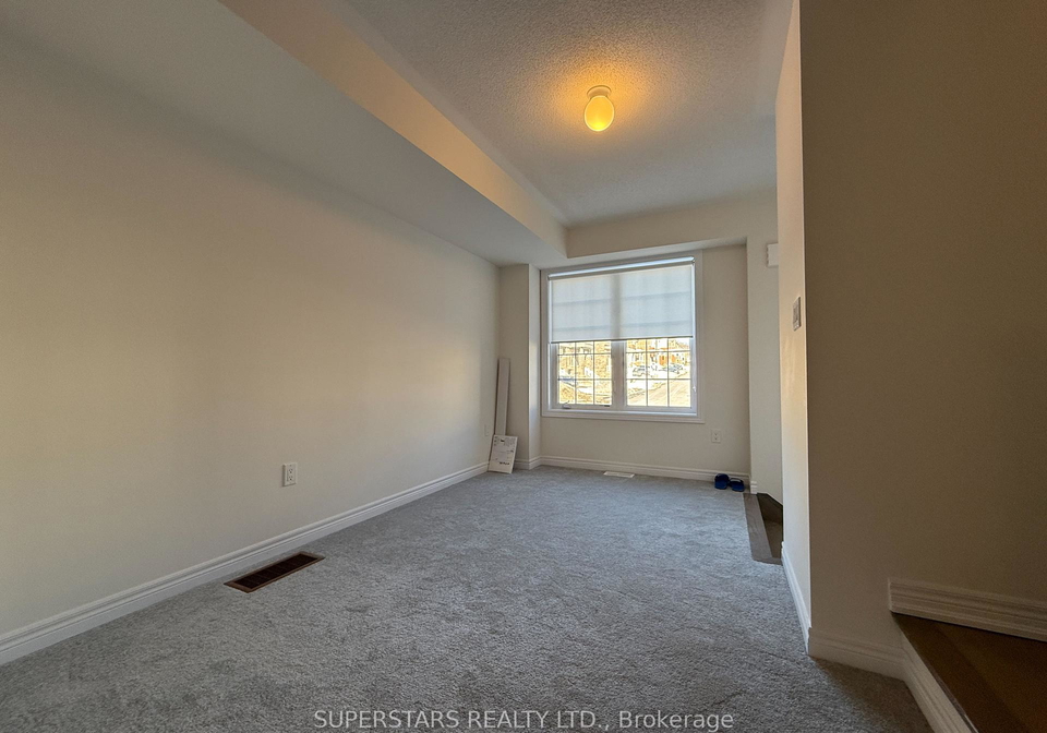929-crowsnest-hollow-pickering-ontario-e12448506