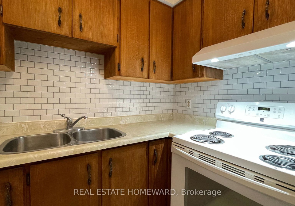 92-barker-avenue-east-york-ontario-e12448601