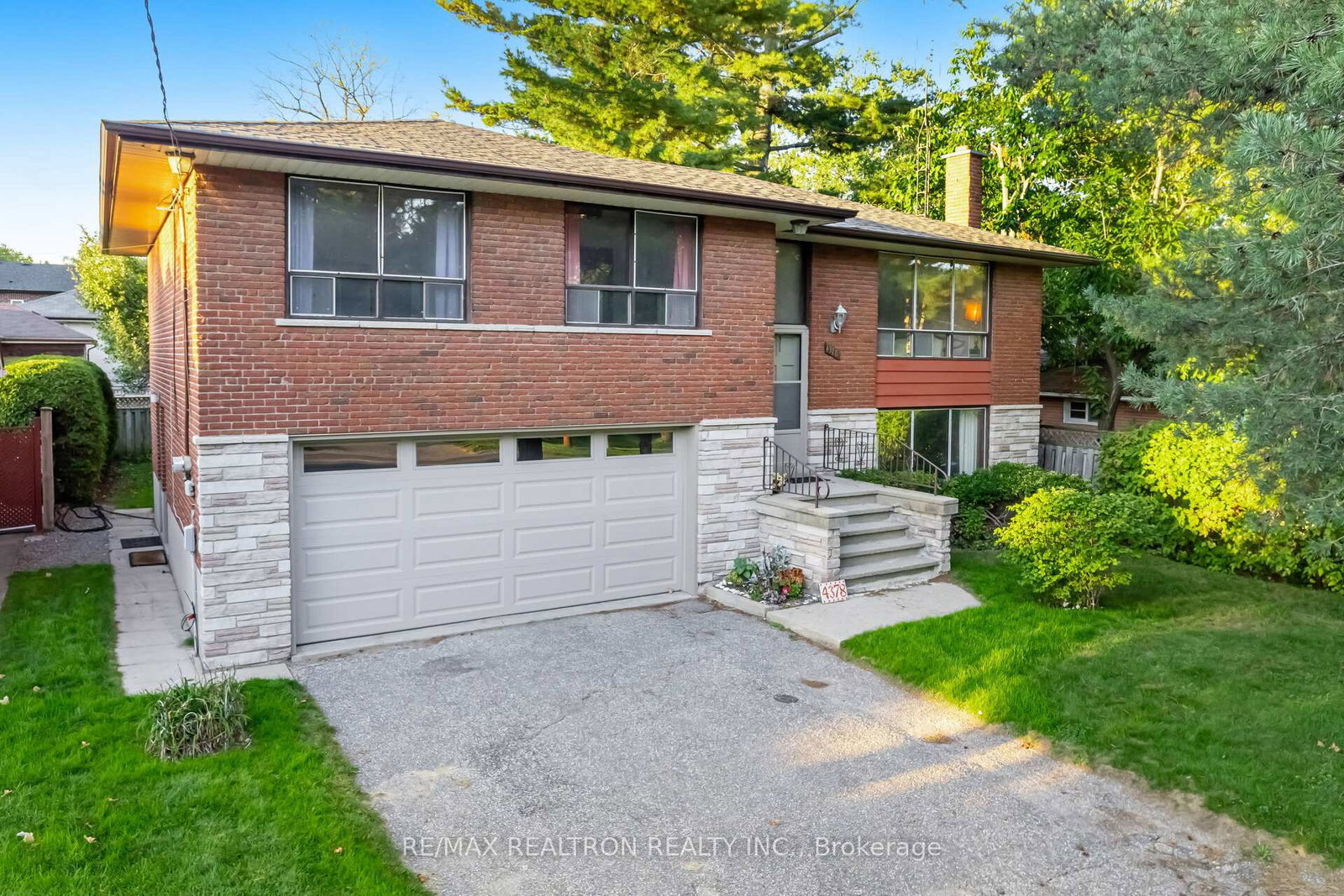 4378-lawrence-avenue-e-scarborough-ontario-e12448742