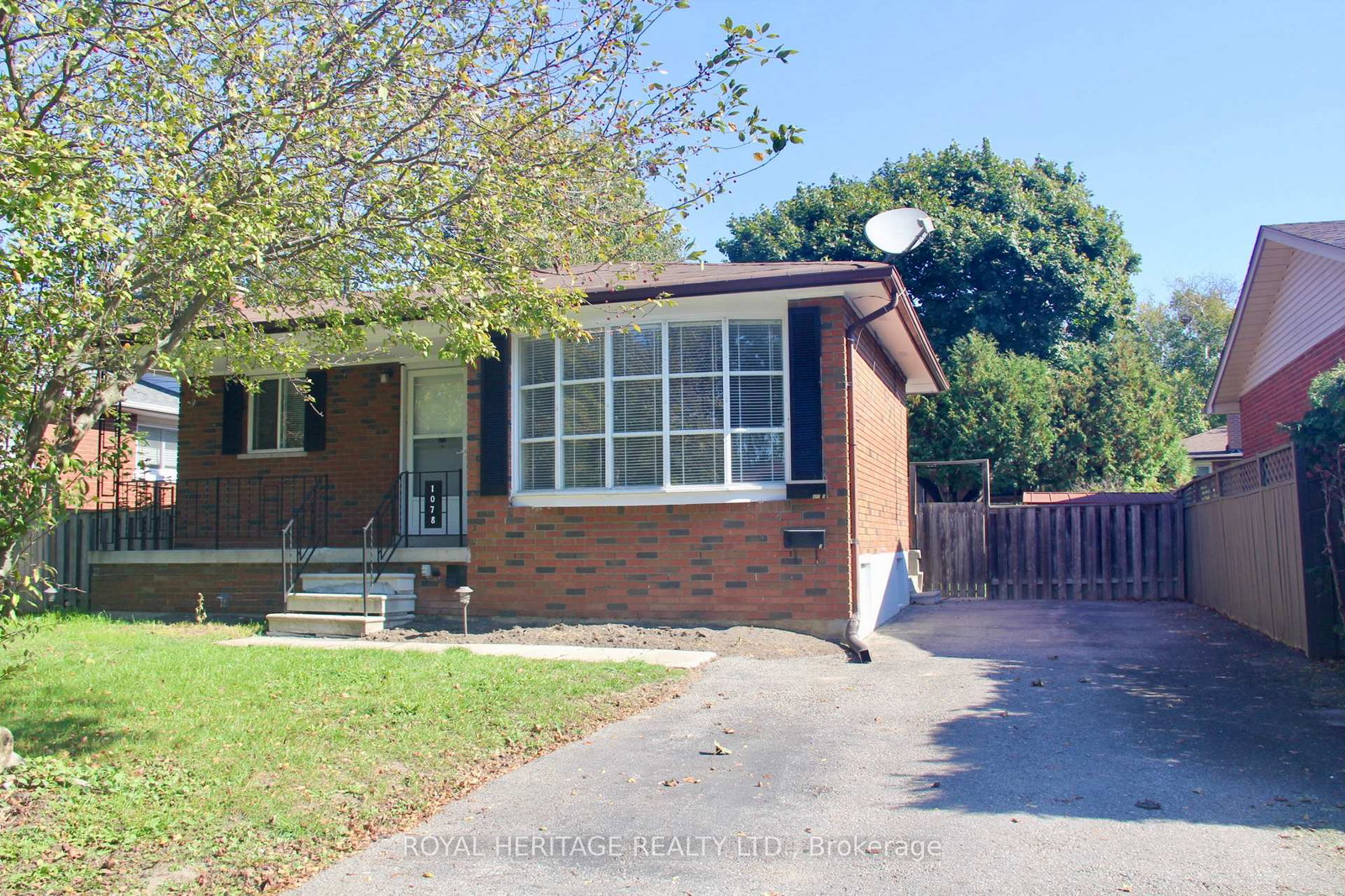 1078-ronlea-avenue-s-oshawa-ontario-e12448886