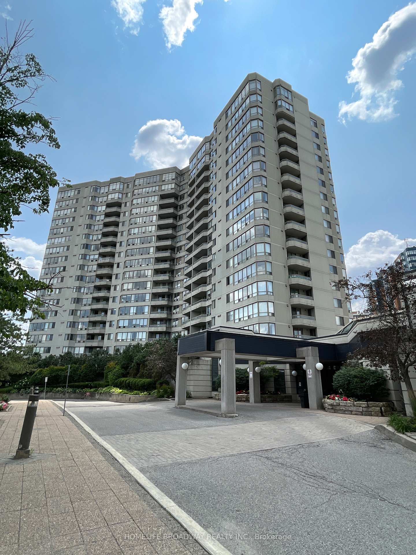 150-alton-towers-circle-scarborough-ontario-e12449120
