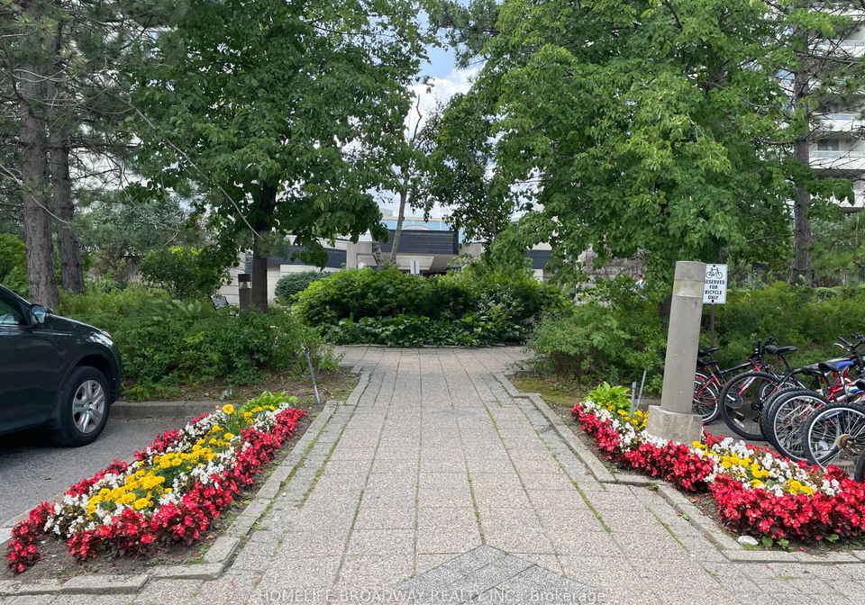150-alton-towers-circle-scarborough-ontario-e12449120