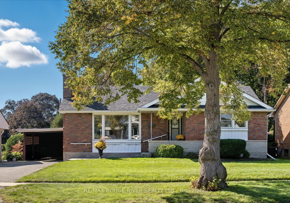 832-hortop-street-oshawa-ontario-e12449134
