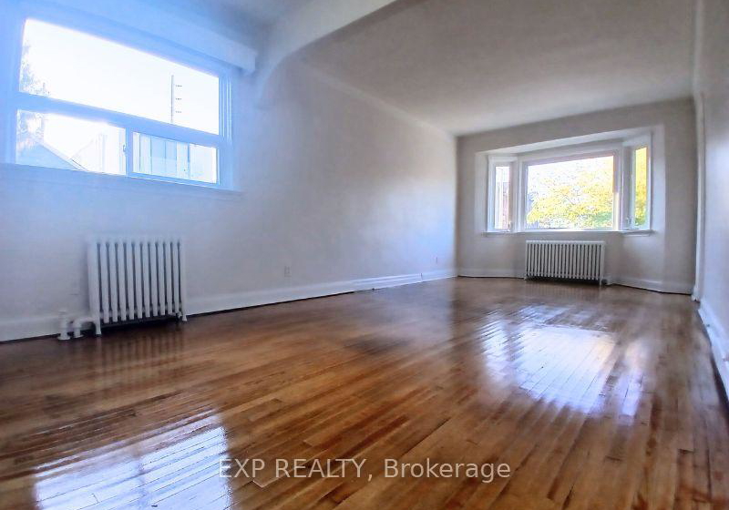 861-cosburn-avenue-east-york-ontario-e12449372