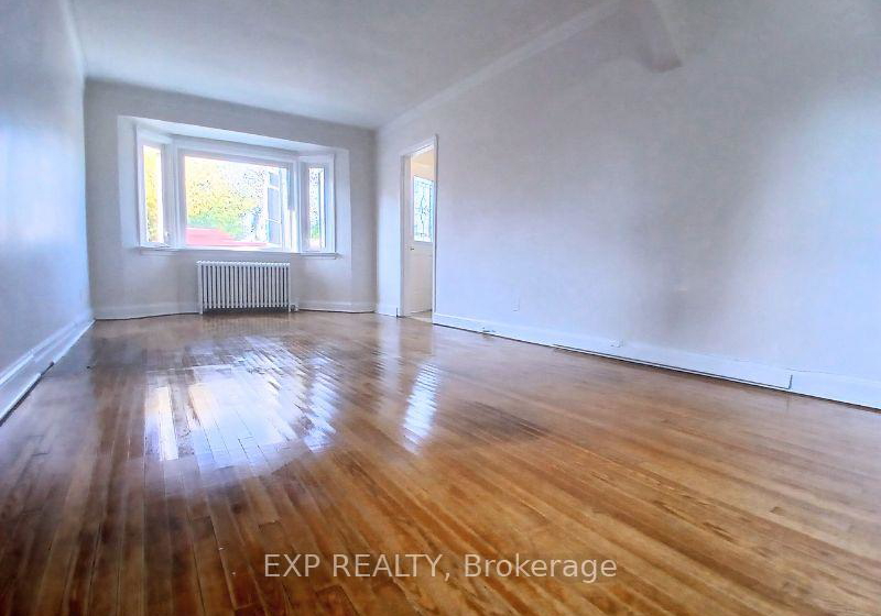 861-cosburn-avenue-east-york-ontario-e12449372
