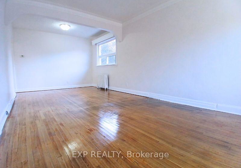 861-cosburn-avenue-east-york-ontario-e12449372