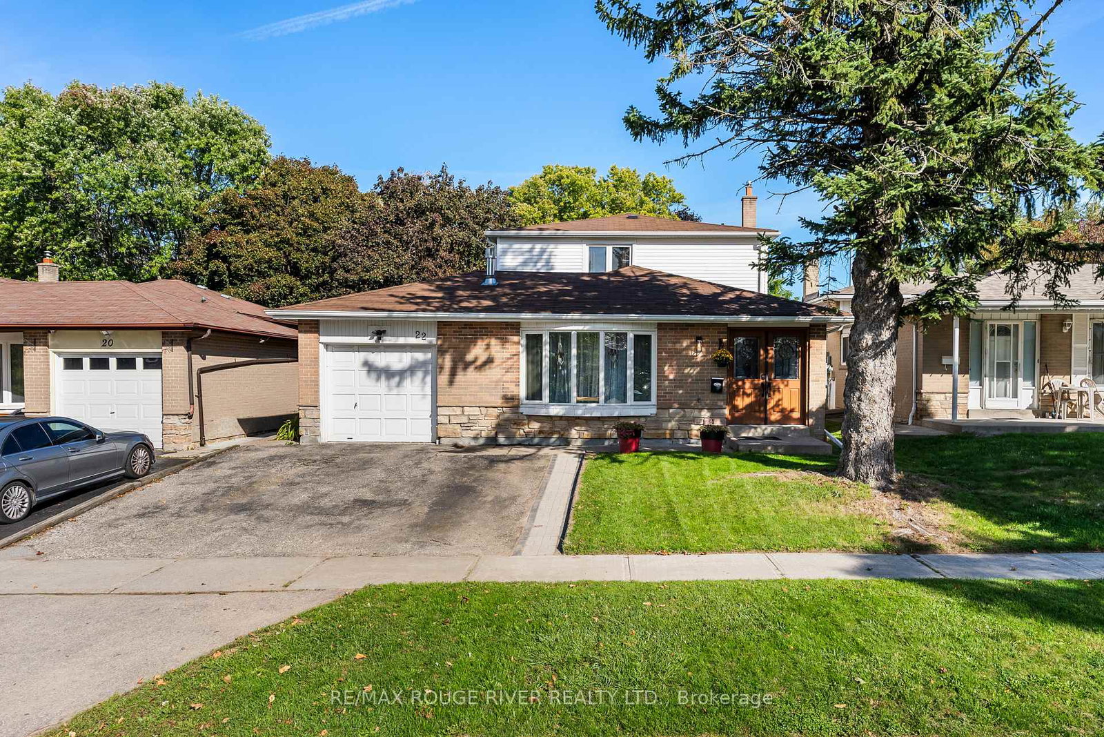 22-tweedrock-crescent-scarborough-ontario-e12449595