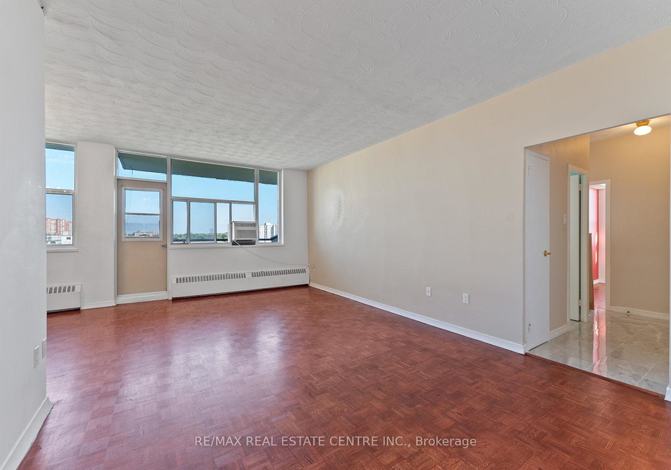 2245-eglinton-avenue-e-scarborough-ontario-e12449701