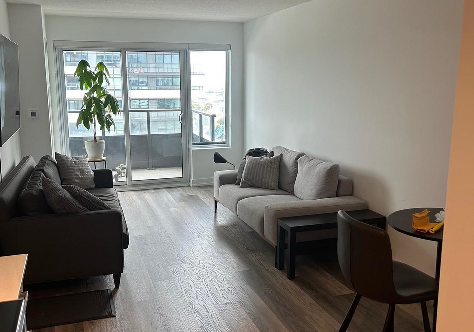 1435-celebration-drive-pickering-ontario-e12450569