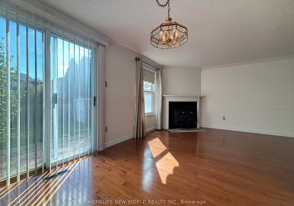 37-mossbrook-crescent-scarborough-ontario-e12451105