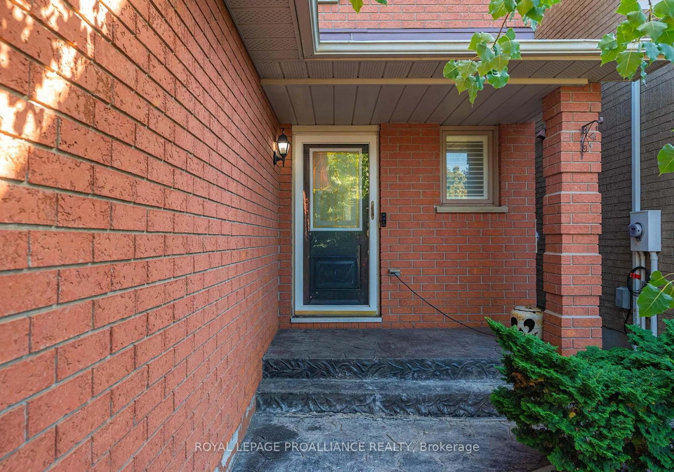 7-fieldcrest-avenue-clarington-ontario-e12451161