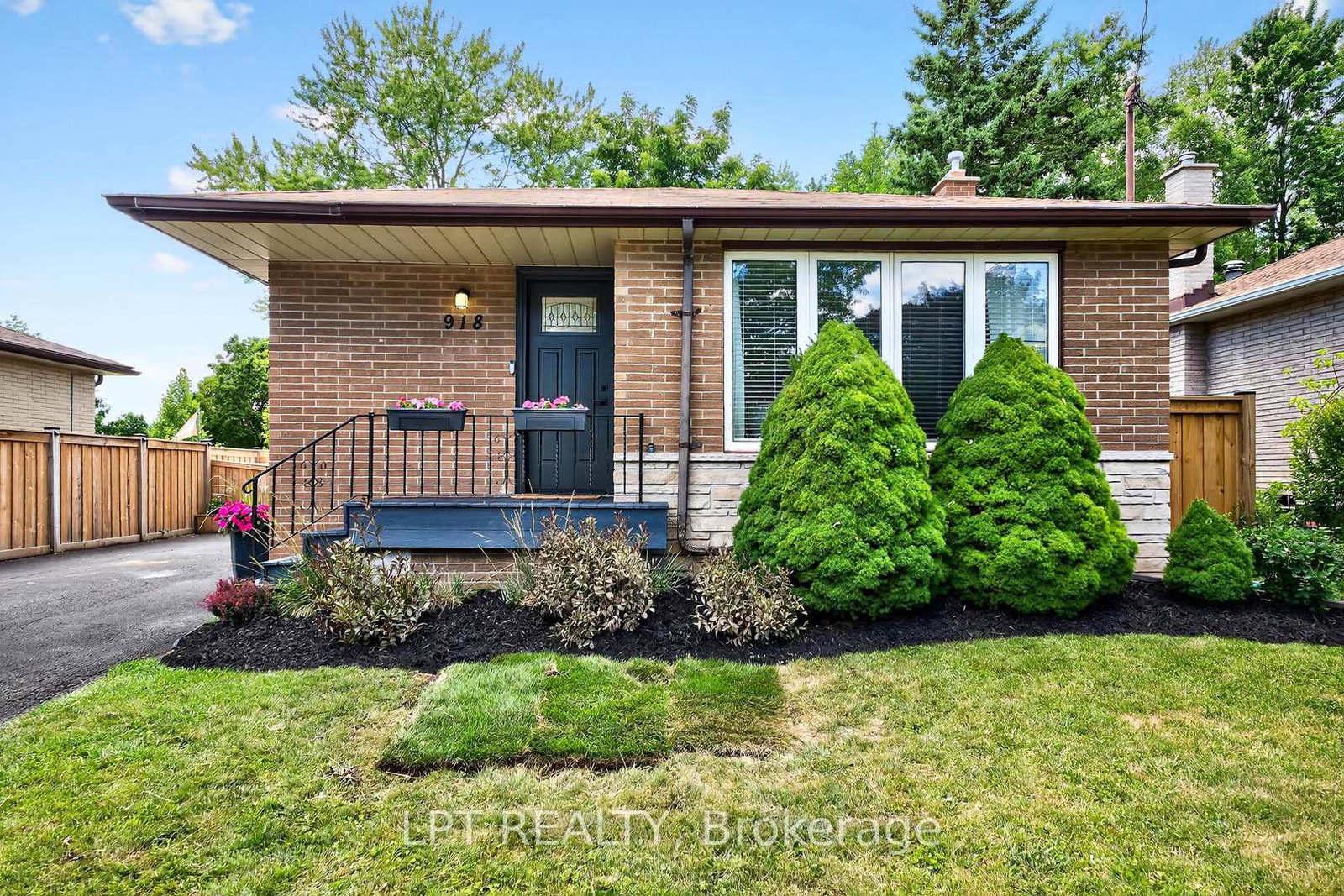 918-walton-boulevard-whitby-ontario-e12451699