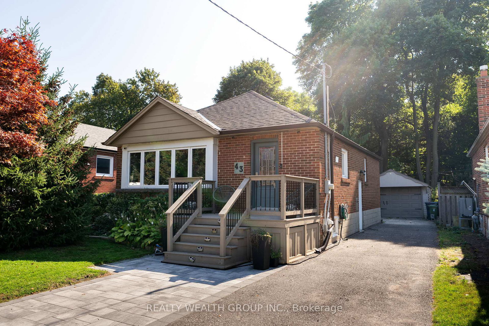 43-medhurst-road-w-east-york-ontario-e12452281