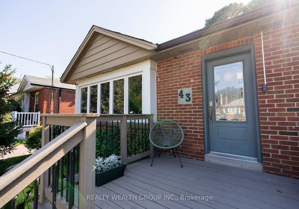 43-medhurst-road-w-east-york-ontario-e12452281
