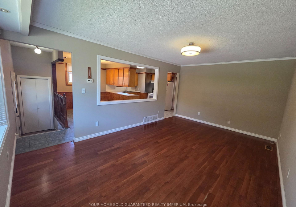 31-lambs-lane-clarington-ontario-e12452938