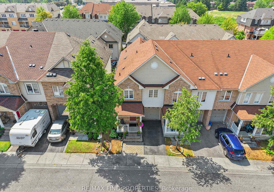 24-bartolo-lane-ajax-ontario-e12453393