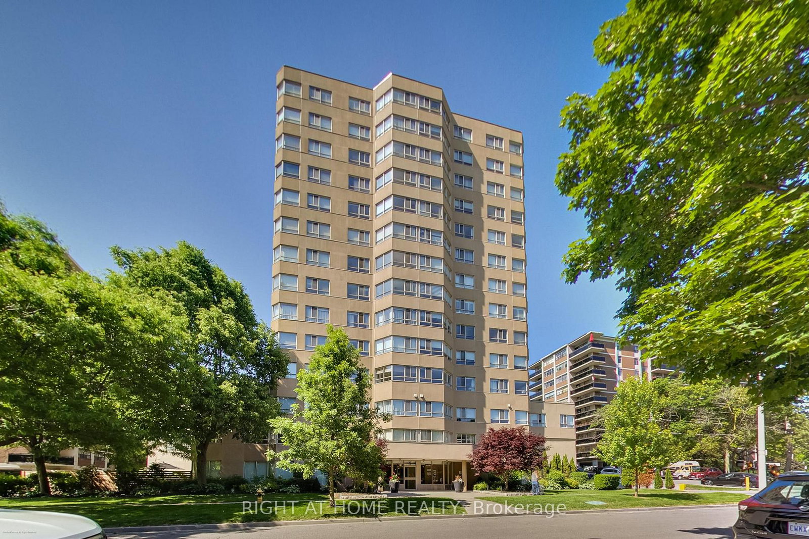 4-park-vista-east-york-ontario-e12453483